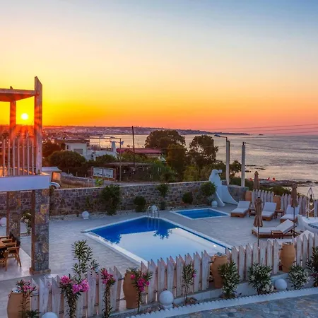 ヴィラ Chrysa By *